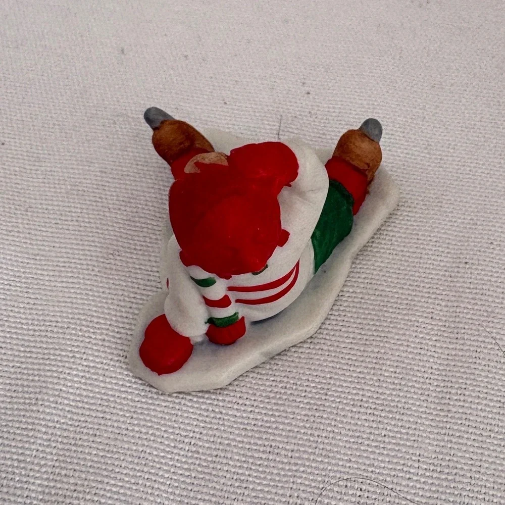 Lefton Porcelain Figurines Winter Ice Skating Set‎ of 3 Vintage